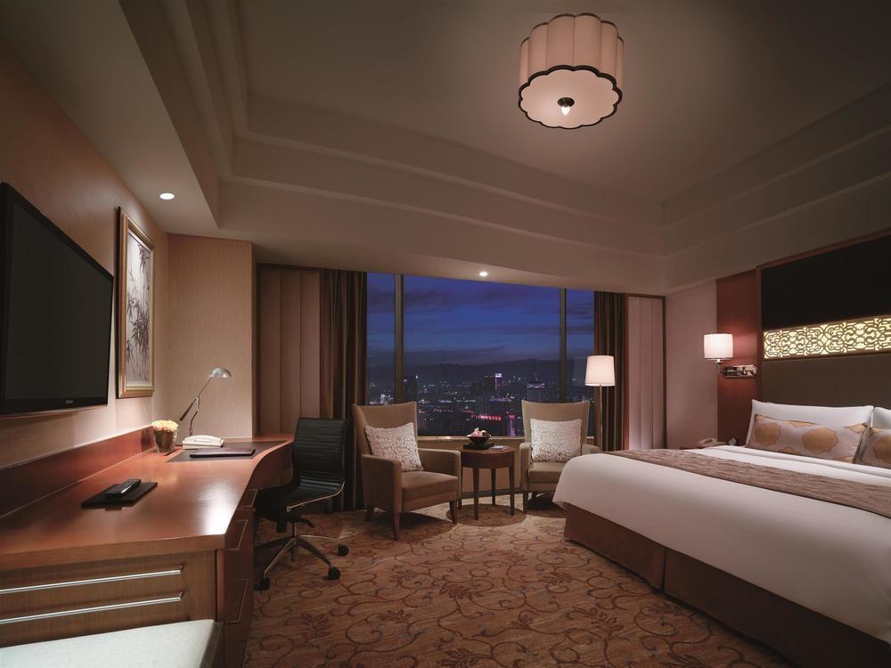 Shangri-La Huhhot Bagian luar foto